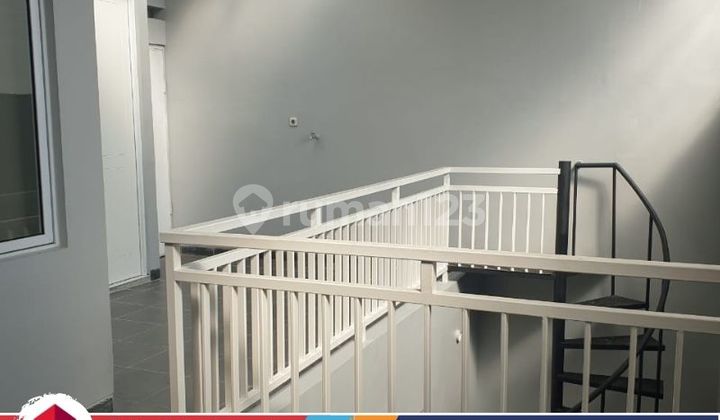 Sell Luxury Ready-to-Occupy Semi-Furnished House, Strategically Located in JGC Cluster Laseine, East Jakarta Fully Renovated 2