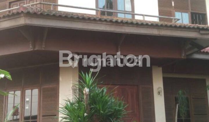 HUNIAN 2 LANTAI DEKAT KAMPUS UI