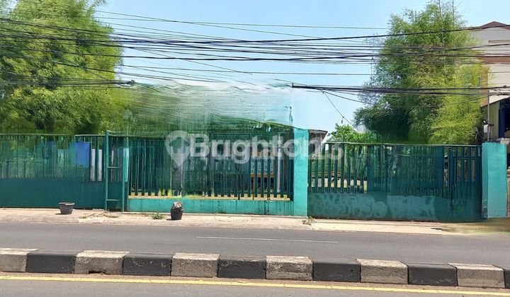 LAND IN A STRATEGIC LOCATION LAND IN A STRATEGIC LOCATION