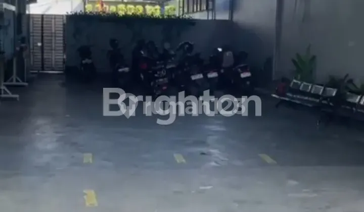 STRATEGIC FORMER SCHOOL BUILDING IN MARGONDA DEPOK