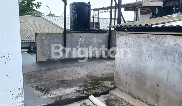 READY-TO-OCCUPY SHOPHOUSE IN A STRATEGIC LOCATION 2