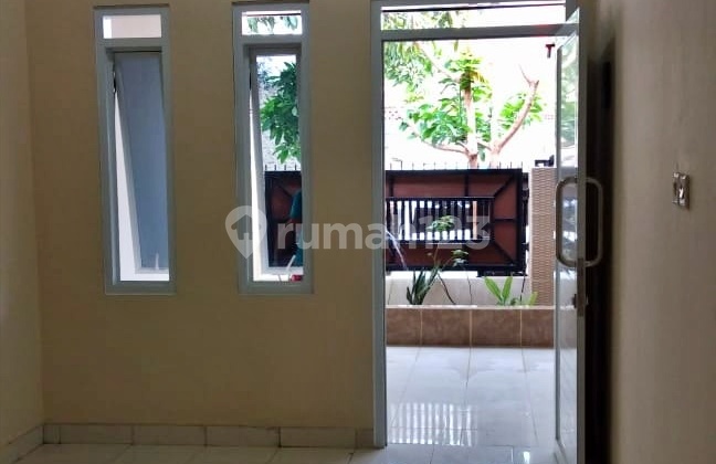 Rumah Siap Huni Nyaman Terawat di Metland Cileungsi 2