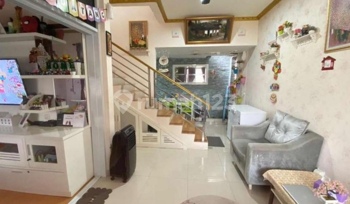 Rumah Cantik Semi Furnish Lokasi Strategis Di Archadia Residence 2