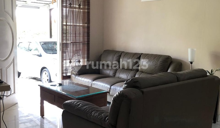 Rumah Nyaman Terawat Harga Terbaik di Kota Wisata Cibubur 2