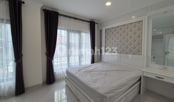 Rumah Baru Desain American Classic di Sunter Siap Huni Dalam Komplek Dekat Sunter Mall