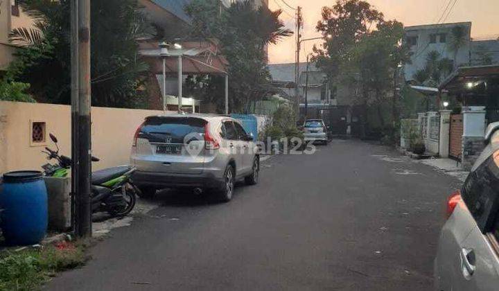 Rumah HGB 2 Lantai Bagus dan luas Kartini Raya 2