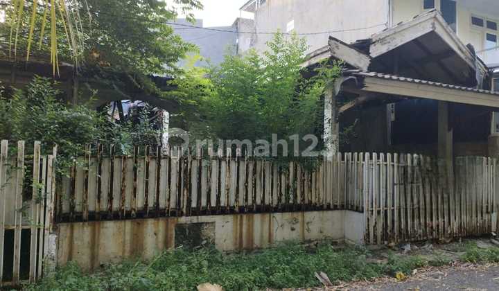 Rumah Tua Anggap Tanah SHM Kelapa Gading 1