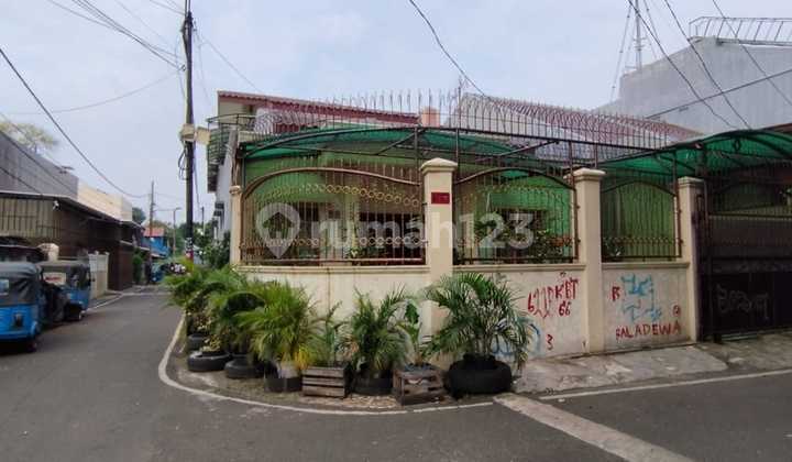 Rumah Hook Bagus SHM Tanah Tinggi Johar Baru Senen