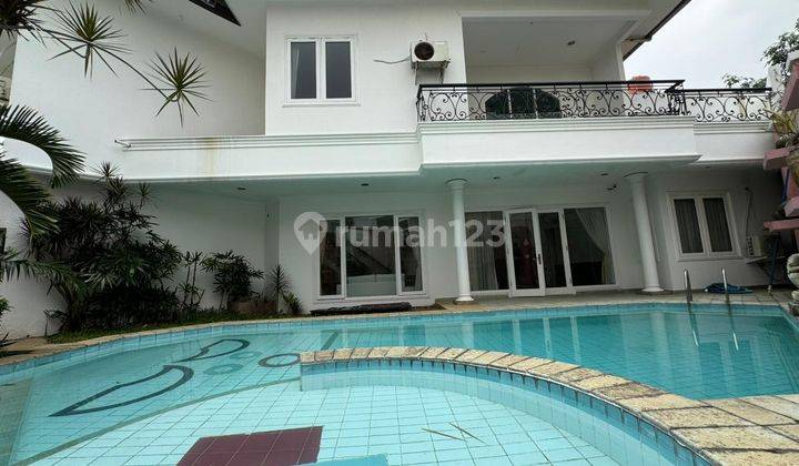 Rumah Mewah 2 Lantai SHM Bagus Jakarta Selatan Sangat Istimewa 2