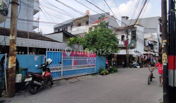 Rumah Tua Anggap Tanah SHM Ampera Pademangan Barat 1