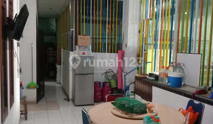 Rumah Plus Bengkel Reklame Dan Kos SHM 3 Lantai Sunter Jaya 2