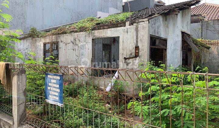 Rumah Tua Anggap Tanah SHM Hook Selatan Timur 1