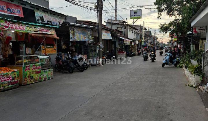 Rumah dgn 3 Ruko tersewa didepan rumah utama SHM Warakas Tj. Priok 2