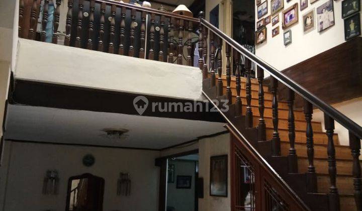 Rumah Besar Dan Luas SHM 2 Lantai Cempaka Putih 2