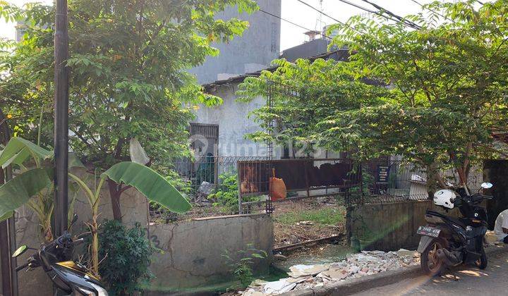 Rumah Tua Anggap Tanah SHM Hook Selatan Timur 2