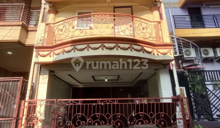 Rumah 2 Lantai SHM Komplek Dki Sunter Karya