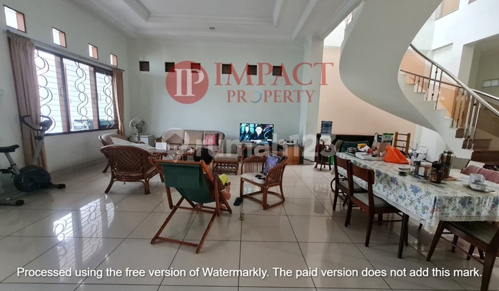 For Sale: Sunter House (lot size 1540)