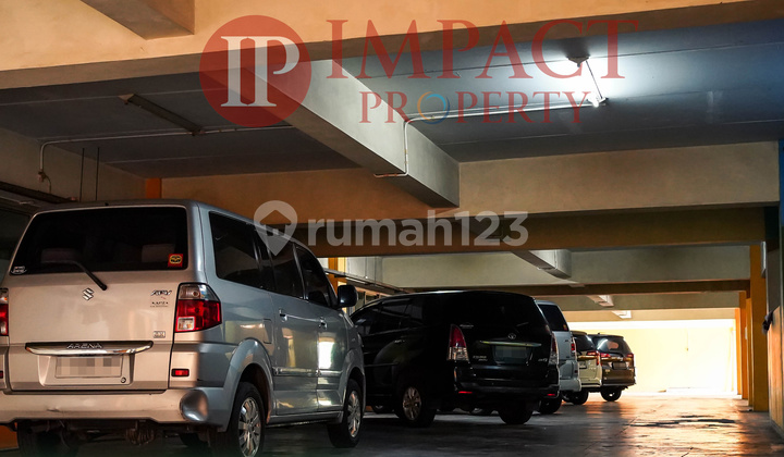 GEDUNG  DIJALAN RAYA BESAR JAKARTA UTARA , BANGUNAN LUAS, STRATEGIS, KOKOH , HARGA DIBAWAH NJOP