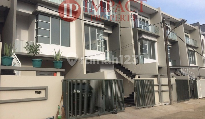 Dijual Rumah Sunter (Js.1437)