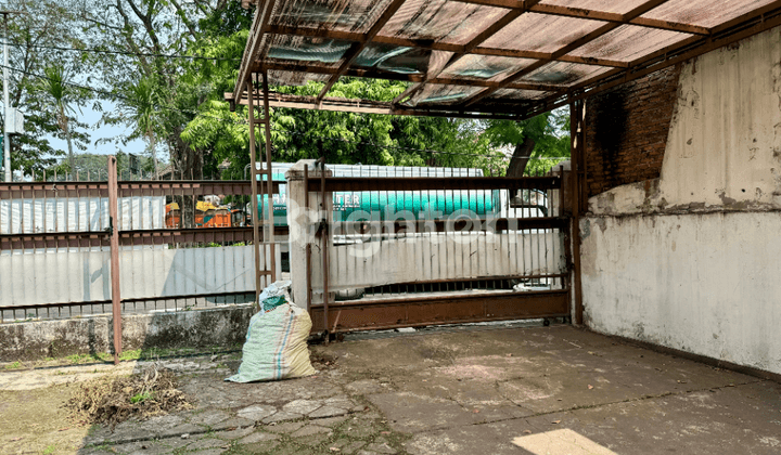 Rumah Di Pinggir Jalan Utama Kota Tangerang, Cocok Untuk Usaha 2