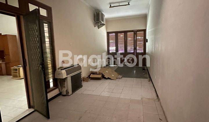 RUMAH 2 LANTAI SEMI FURNISH PRAPEN INDAH DEKAT JEMURSARI 2