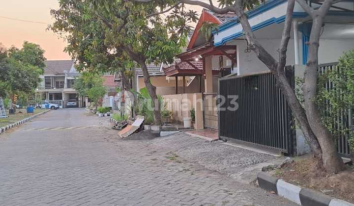 Rumah 1,5 Lantai Terawat Siap Huni Deltasari Indah 2