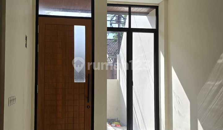For Sale New 2-Story House In Kencana Loka Bsd 2 M-an Ready To Occupy in BSD Kencana Loka 2