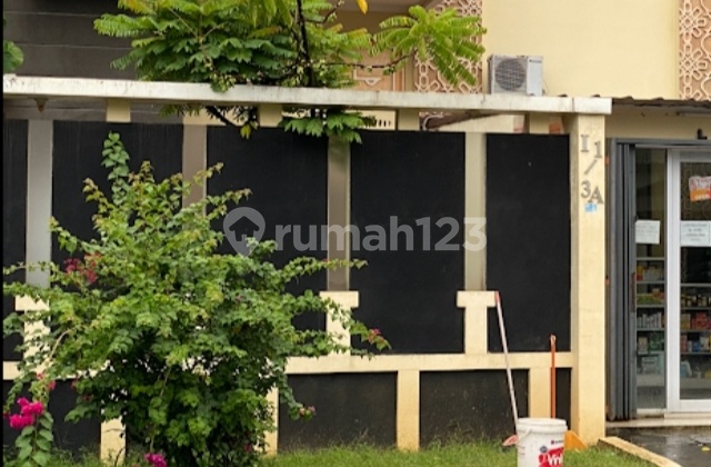 Dijual Rumah 2 Lantai Strategis di Kencanaloka Bsd