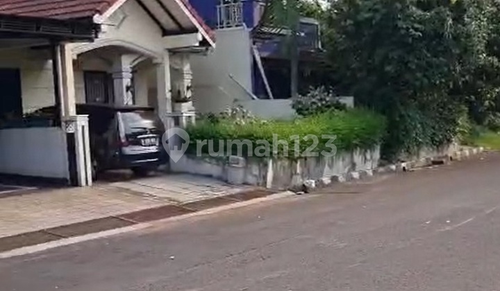 Rumah 2 Lantai di Cluster Vanda Palem Semi Karawaci