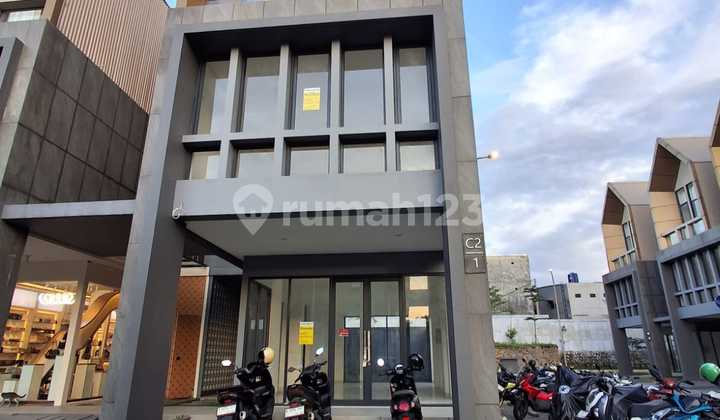 For Rent 3-Story Shop House in Delrey Biztown BSD For Rent 3-Story Shop House in Delrey Biztown BSD