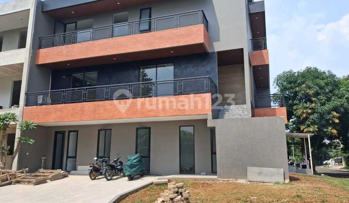 Dijual Rumah Baru Di Alam Sutera Ada Privat Liftnya Dijual Rumah Baru Di Alam Sutera Ada Privat Liftnya