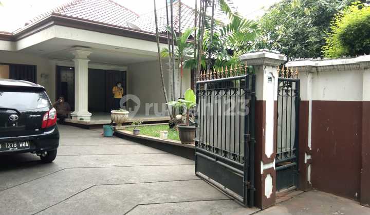 Rumah Menteng Nyaman Dan Siap Huni Jakarta Pusat