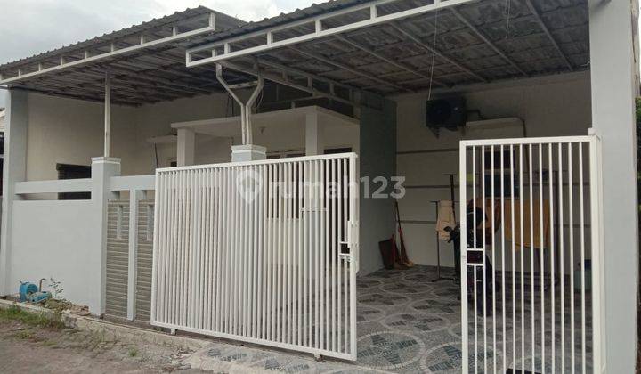 Rumah Murah 4 Kamar Tidur Bonus Pagar & AC, di Waru Sidoarjo 1