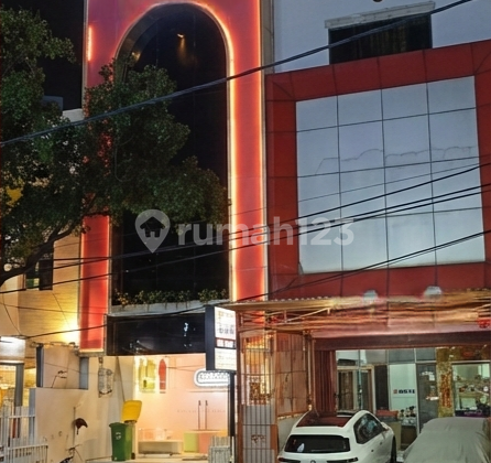 5-Storey Shop House in Tanjung Duren Raya Area, Commercial Zone Near Mall and University in Jakarta 5-Storey Shop House in Tanjung Duren Raya Area, Commercial Zone Near Mall and University in Jakarta