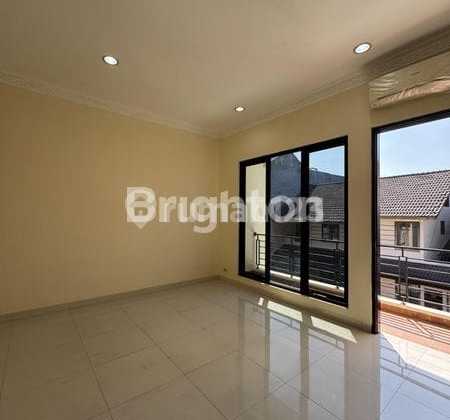 Rumah Taman Ratu Dekat Taman Greenville2 Lt Siap Huni Jakarta 2