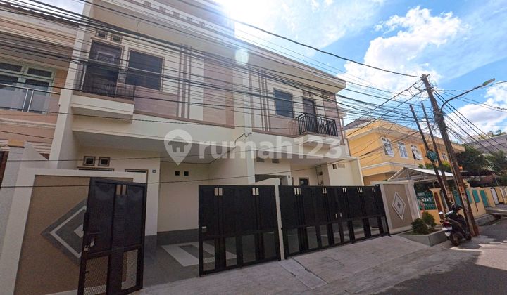Rumah Baru Hook 3 Lt Duri Kepa Dkt Tanjung Duren Jakarta Barat