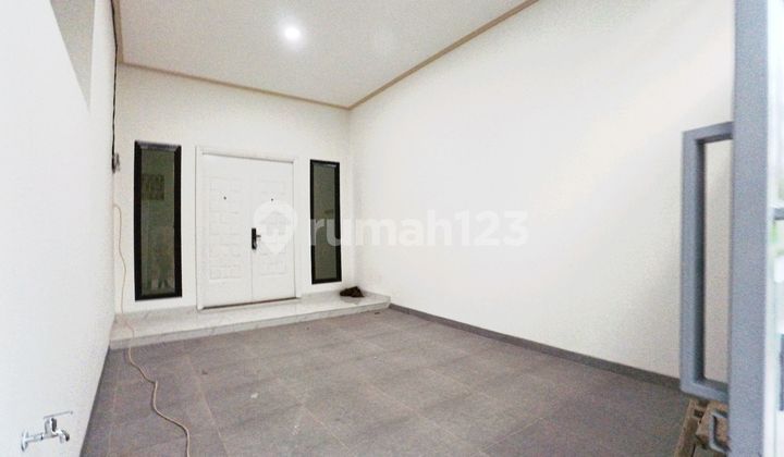 Rumah Baru Taman Ratu 4 Lt Dlm Komplek Row 2 Mobil Jakarta Barat 2