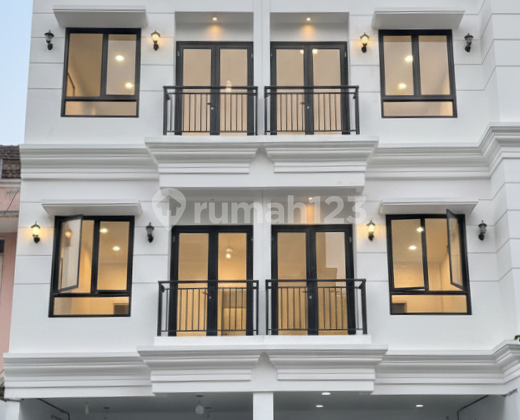 Rumah Baru 3 Lt Duri Kepa American Classic Komplek Row 2 Mobil