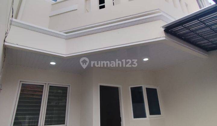 Rumah 2,5 Lantai Taman Ratu Dekattanjung Duren Jakarta Barat 2