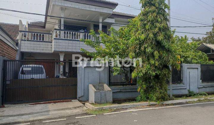 Rumah Klasik Terawat Luas Perumahan Pulo Gebang Permai Jakarta Timur 1