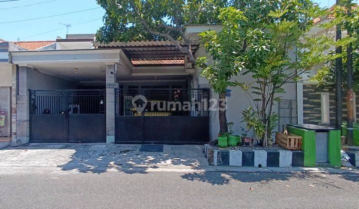 Di  Rumah 2 Lantai Nyaman Dan Strategis Di Rungkut, Surabaya Timur 1