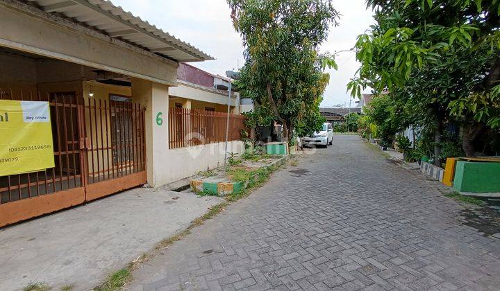 Rumah Luas dan Nyaman di Surabaya Timur TERMURAH - Hunian Cocok untuk Keluarga! 1