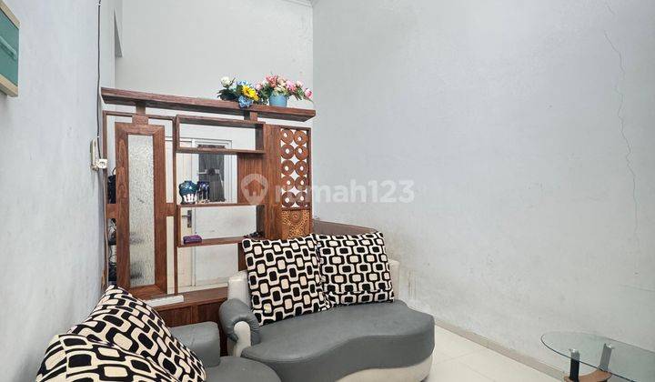 Rumah Semi Furnished Di Surabaya Timur, Lingkungan Asri & Nyaman 2