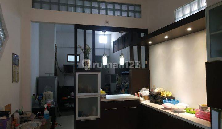 Rumah 2 Lantai semi furnised siap huni -Antapani Bandung timur 2