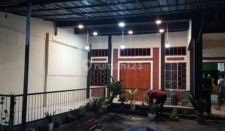 Rumah mainroad jual & sewa ,cocok kuliner ,cafe dll-Buah batu 2