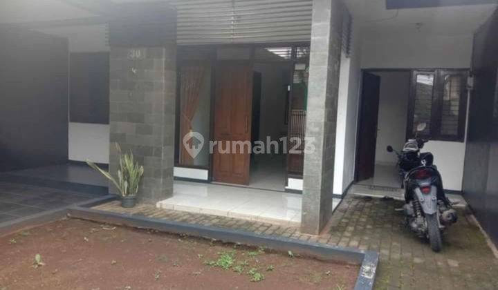 Rumah Dengan udara yang sejuk dan nyaman -Banjaran 2