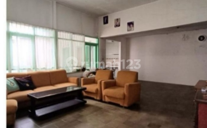 Rumah Terawat Dekat ke Taman Pramuka Area Sayap Riau Bandung