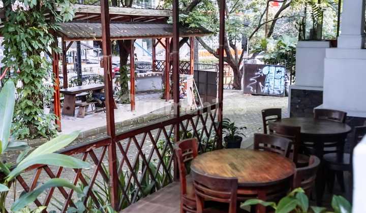 Rumah Heritage Belanda Cocok untuk Rumah Tinggal ,Kantor ,Cafe. Rumah Heritage Belanda Cocok untuk Rumah Tinggal ,Kantor ,Cafe.