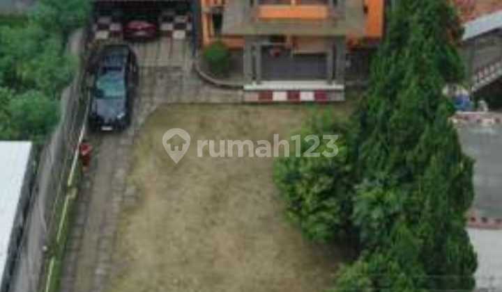 Rumah Villa Ada Kolam Renang Area Lembang