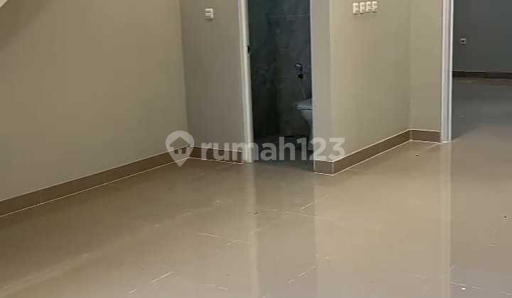 Rumah% Baru 2 Lantai Dekat ke Sport Jabar Arcamanik Bandung%